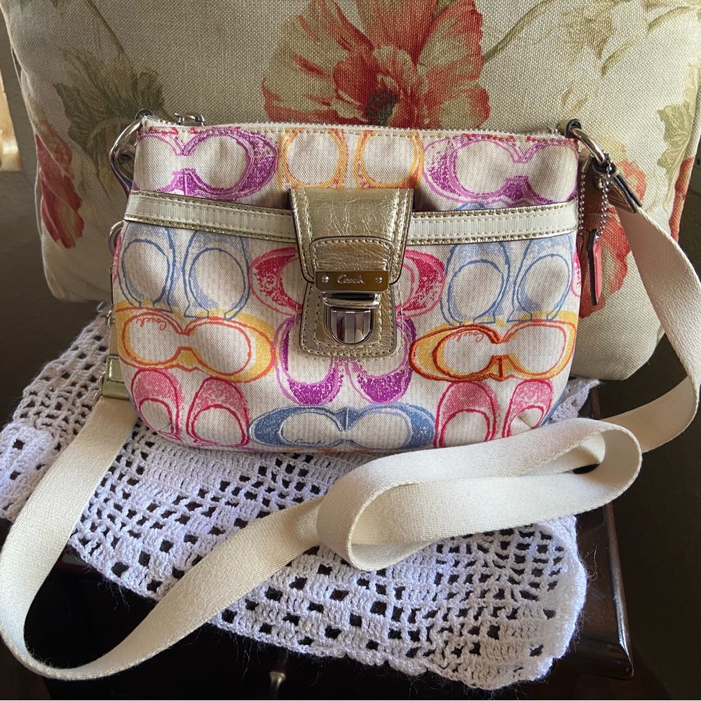 Coach crossbody purse